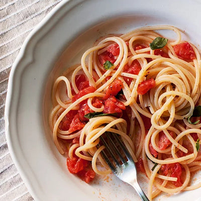 No-Cook Summer Tomato Sauce